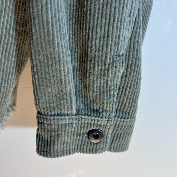ZARA Sz M Shirt Jacket Oversized Corduroy Pockets Button Closure 100% Cotton - Picture 8 of 10